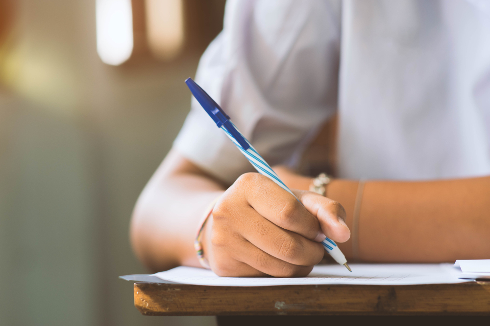 2018 No-Essay Scholarship Opportunities: Easier Paths to Funding Your Education