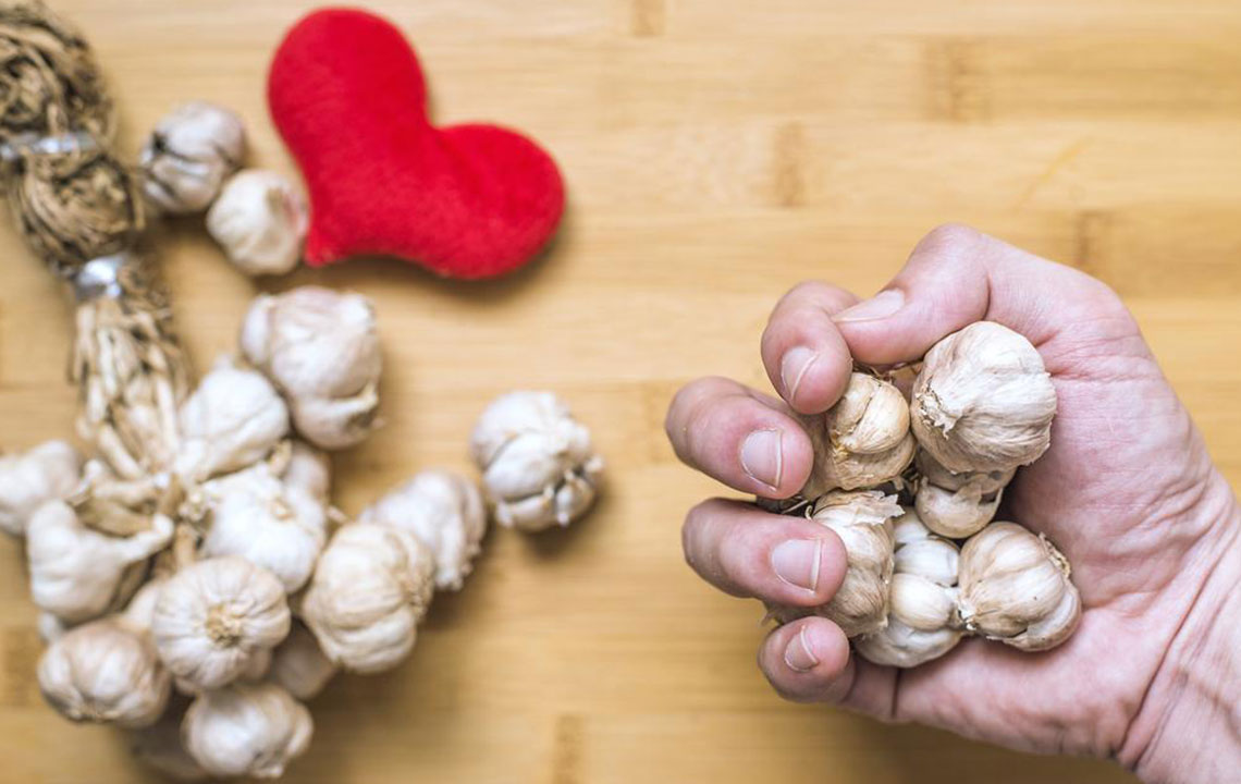 Simple Strategies to Lower High Cholesterol Naturally