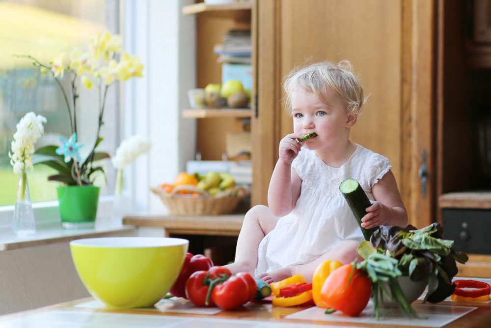 Guidelines for Feeding Your Child at Different Growth Stages