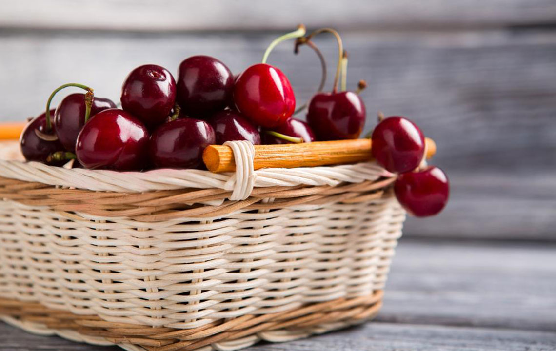 Effective Natural Strategies to Alleviate Gout Pain Using Cherries