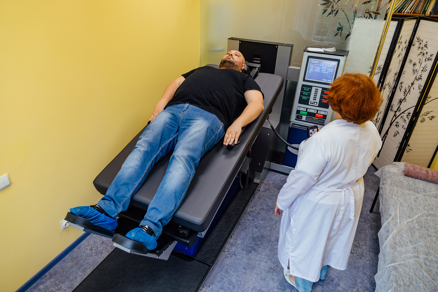 Optimal Timing for Treating a Bulging Disc