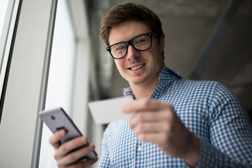 Discover Top Mobile Phone Deals Available Online