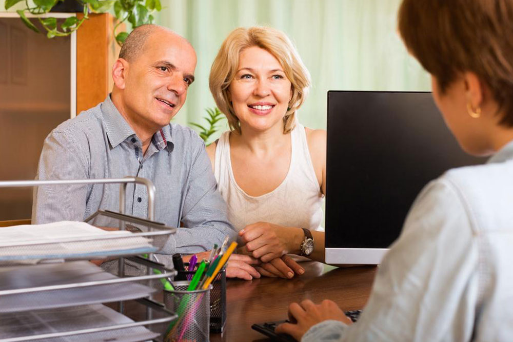Key Factors to Evaluate Before Choosing a 5% Interest Savings Account
