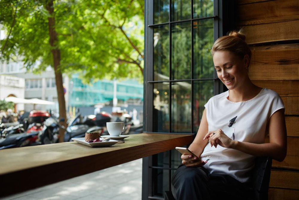Breaking Free from Smartphone Dependence: Effective Strategies