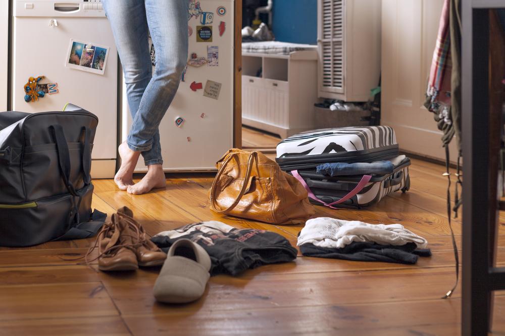 Effective Ways to Store Luggage at Home