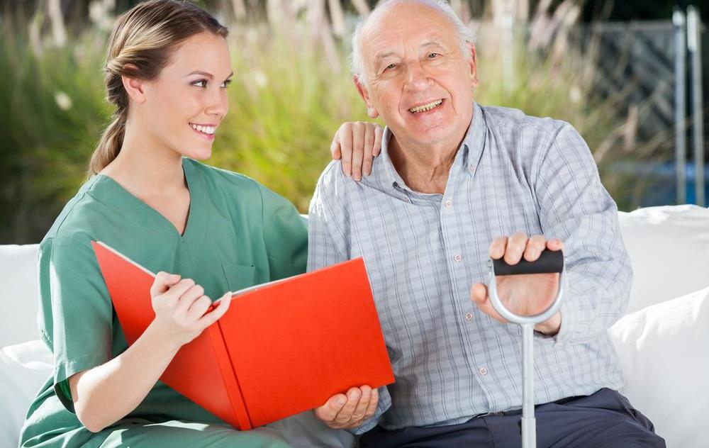 Essential Traits for Effective Elderly Caregivers