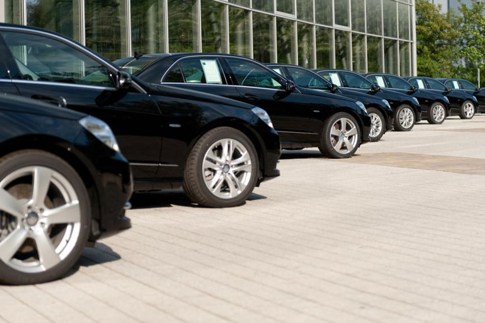 Comprehensive Guide to Buying Repossessed Vehicles Safely and Economically