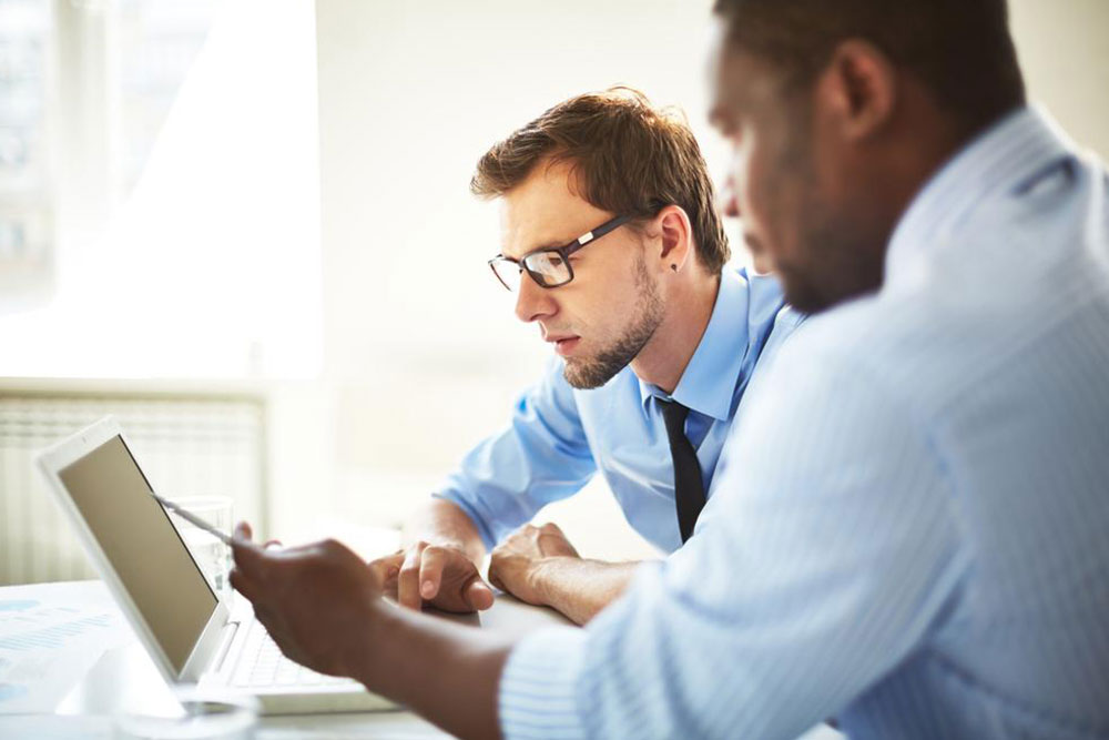 Understanding the Key Differences Between Savings and Checking Accounts