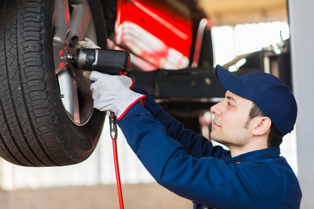 Premier Tire Service Provider with Exclusive Deals and Expert Maintenance