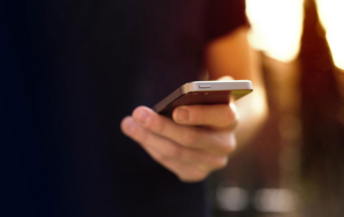 Understanding the Federal Lifeline Assistance Program for Free Cell Phones