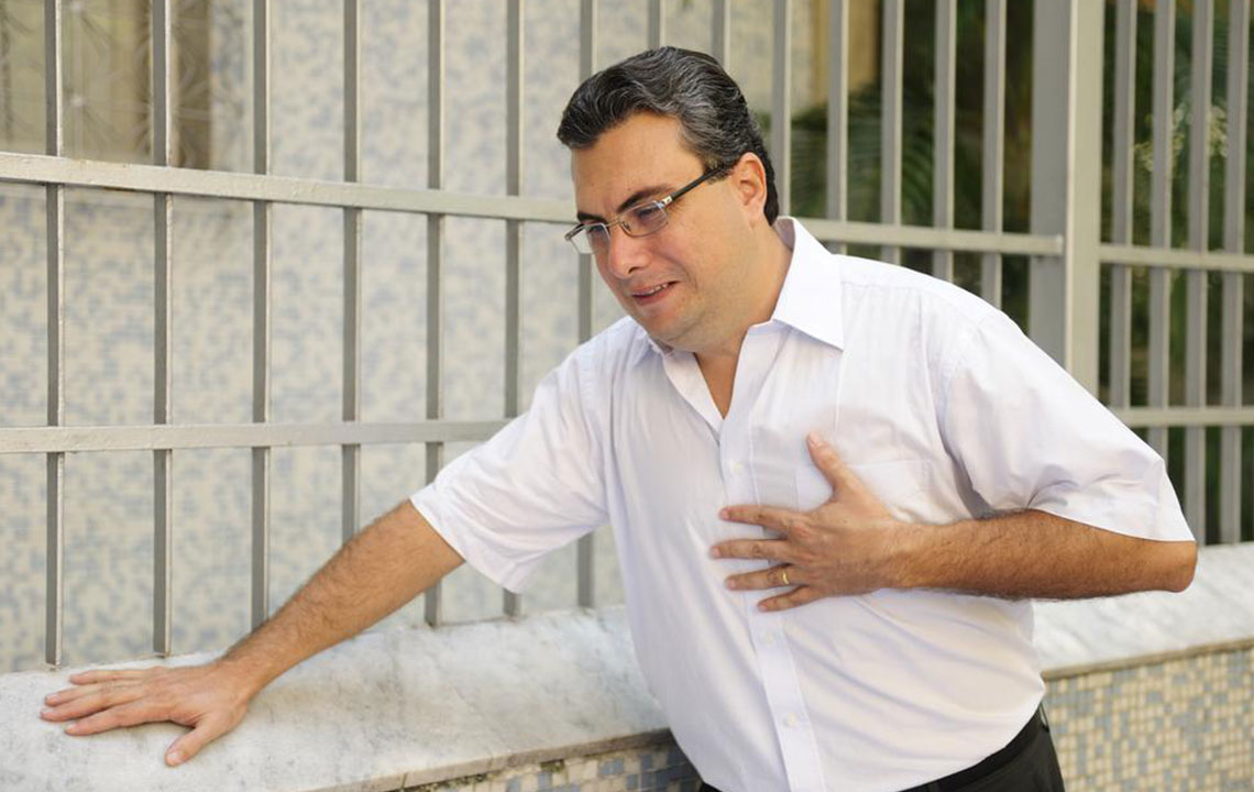 Understanding the Link Between Elevated Cholesterol and Heart Attacks
