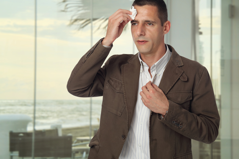 Comprehensive Guide to Heart Attacks: Causes, Symptoms, and Effective Treatment Strategies
