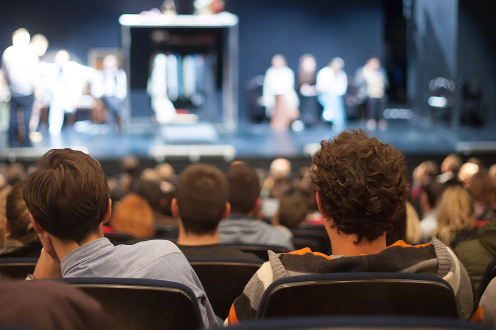 Ultimate Guide to Securing Affordable and Free Tickets for Hamilton's Broadway Performances