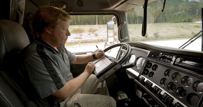 Top 6 Truck Dispatch Solutions to Optimize Fleet Management