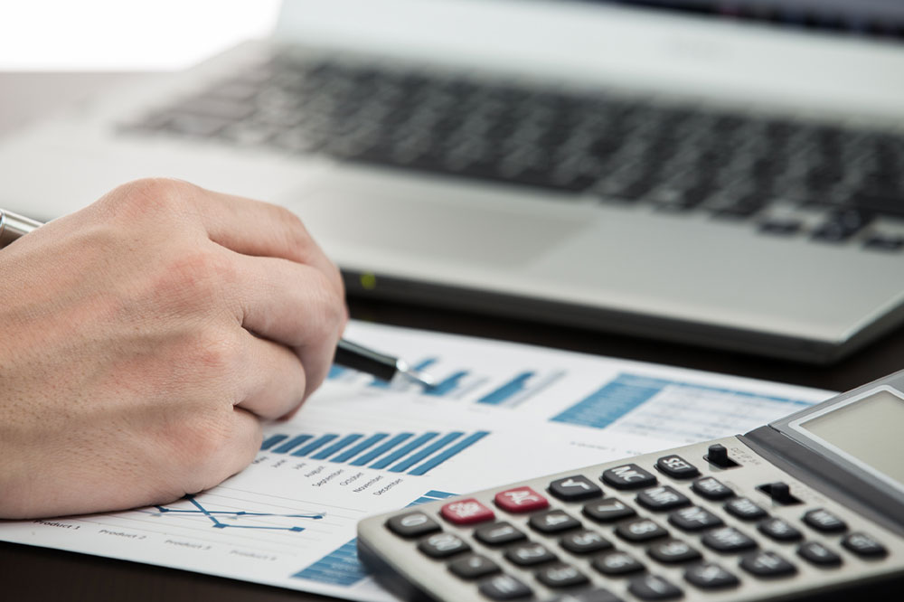 Maximizing Returns with Exchange-Traded Funds: A Comprehensive Guide