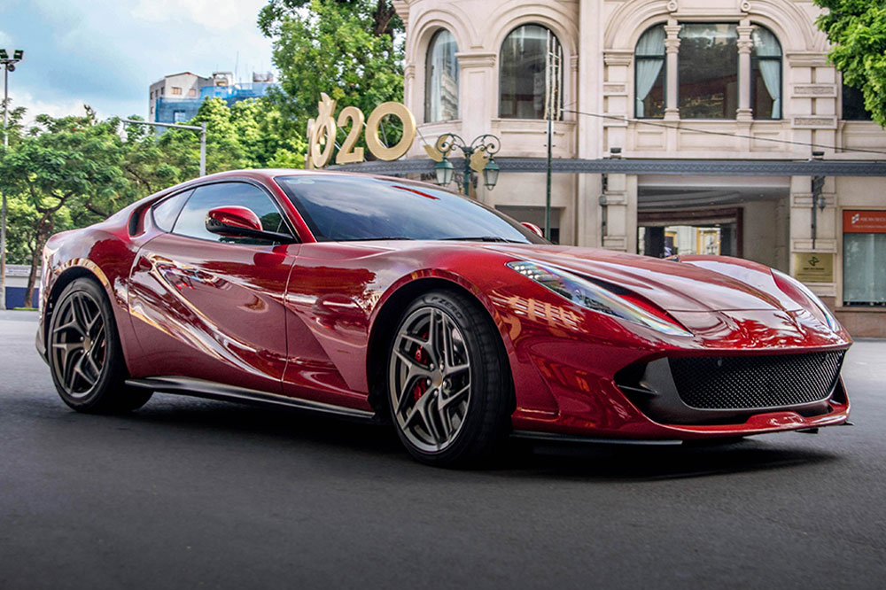 Ferrari 812 GTS: An In-Depth Look at Its Features, Performance, and Luxury Appeal