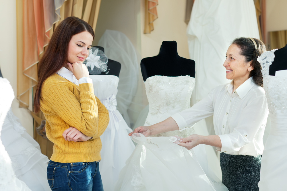 Stylish and Elegant Mother of the Bride Outfit Ideas for a Perfect Wedding Look