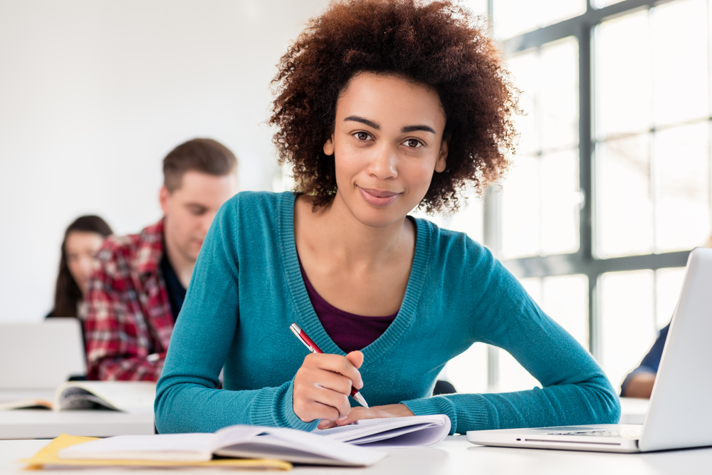 Comprehensive Guide to Securing Scholarships for Hispanic Students