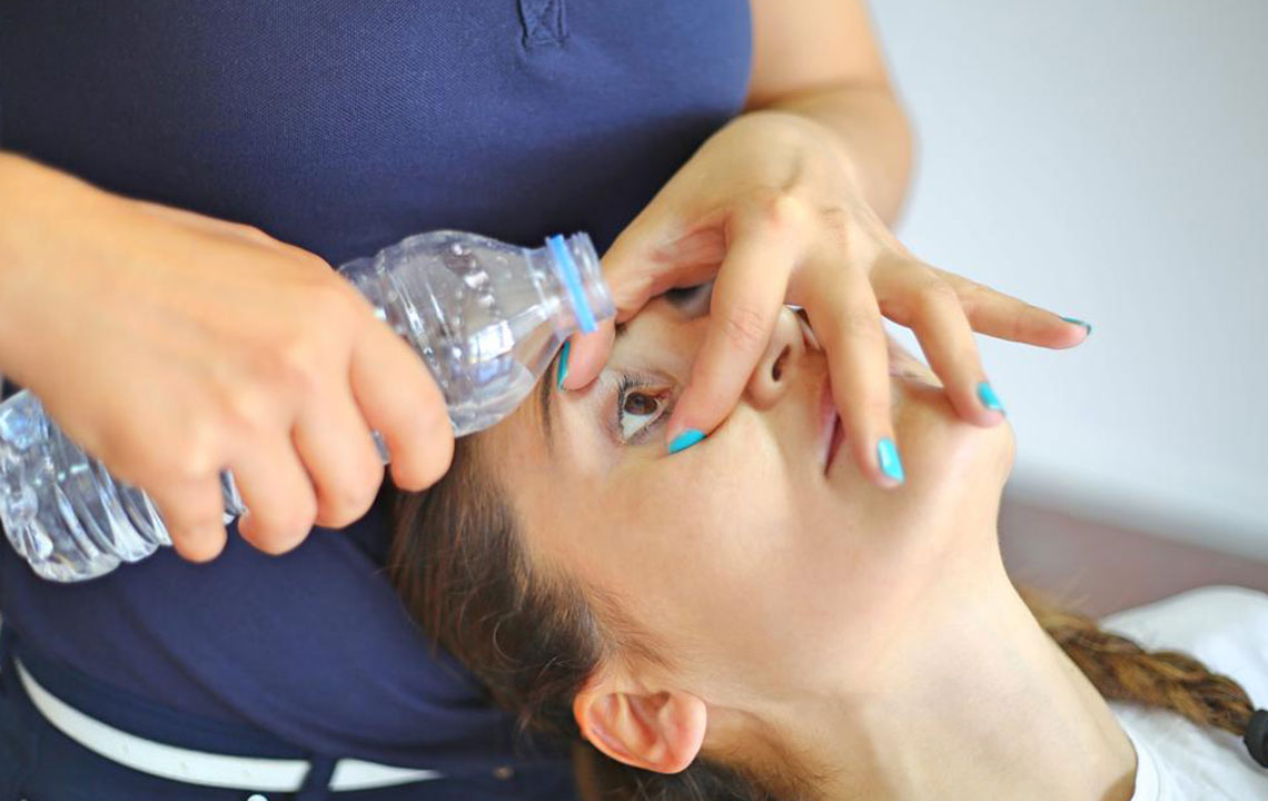 Comprehensive Guide to Nighttime Eye Dryness and Itching: Causes, Symptoms, and Effective Treatments