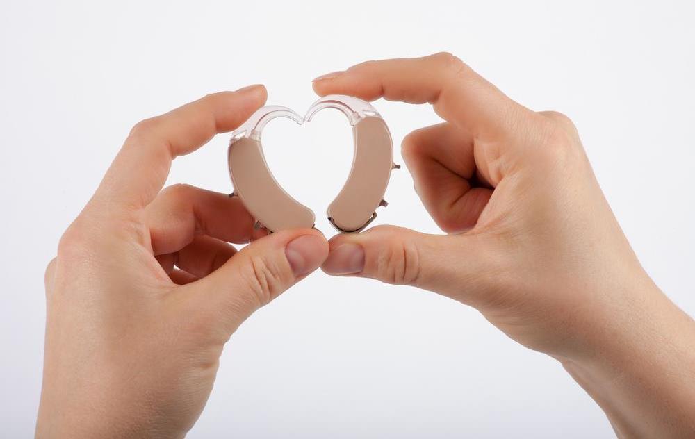 Lyric: The Innovative and Invisible Hearing Solution by Phonak