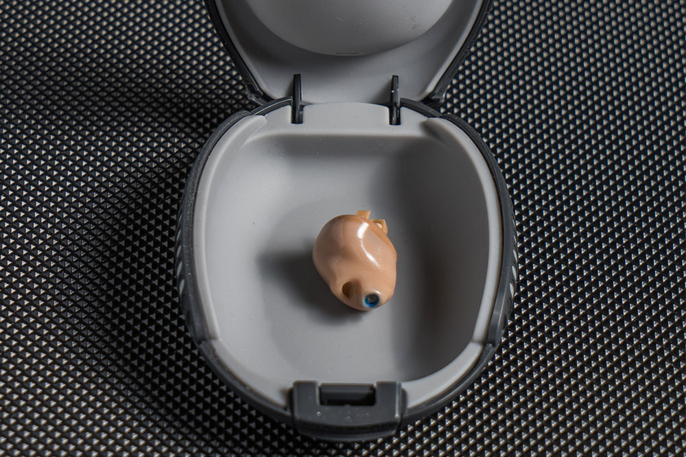 Comprehensive Guide to Hearing Aid Brands, Features, and Price Estimates