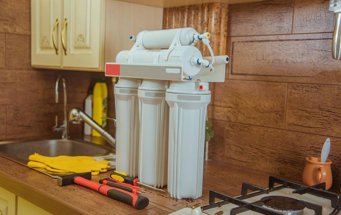 Top Factors to Consider When Selecting a Water Purification System