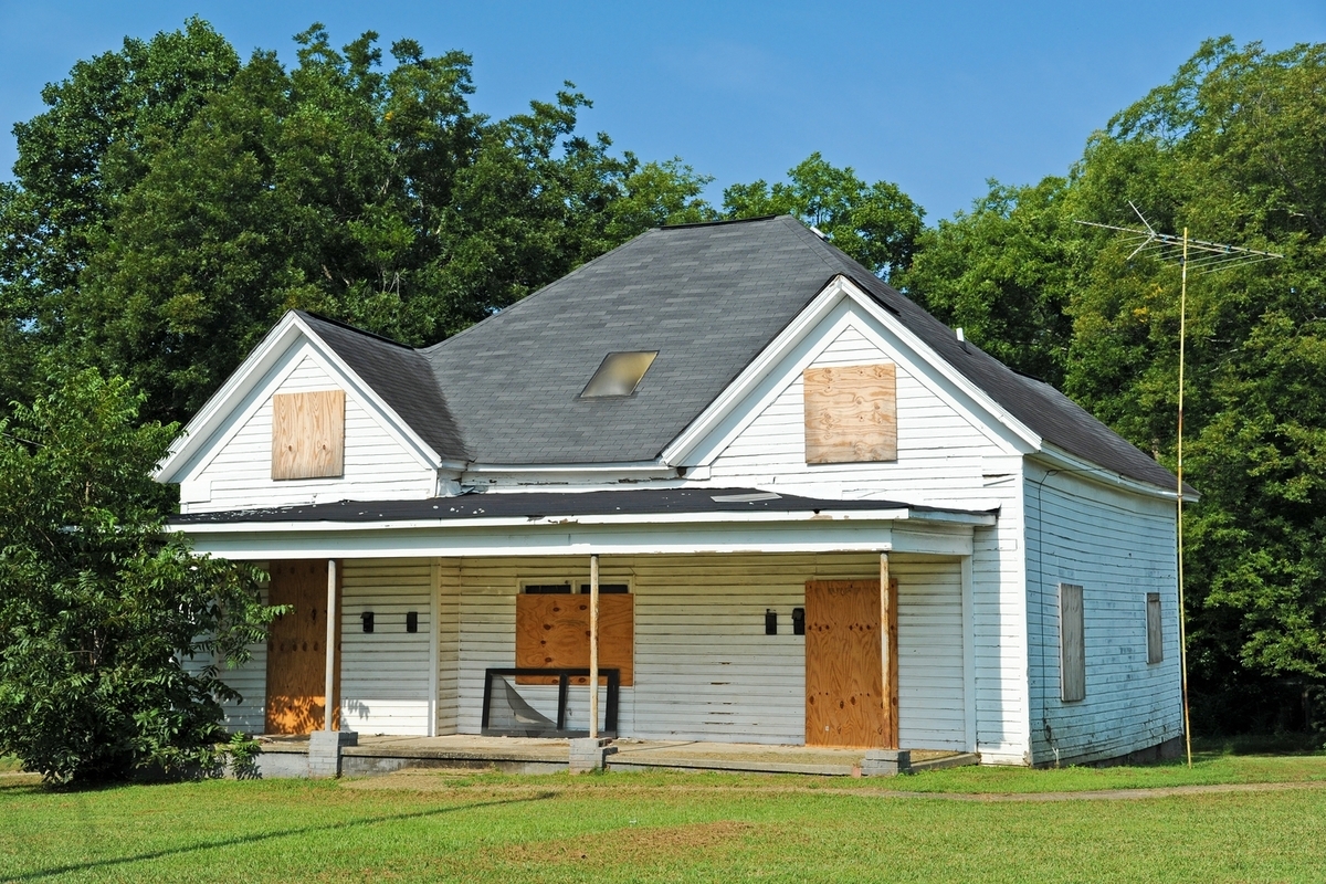 Guide to Renting from Private Landlords: Key Insights for Tenants and Owners
