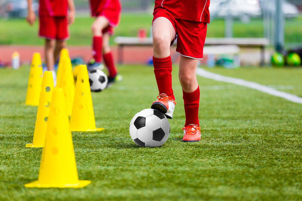 Comprehensive Guide to Mastering Football Ball Control Techniques