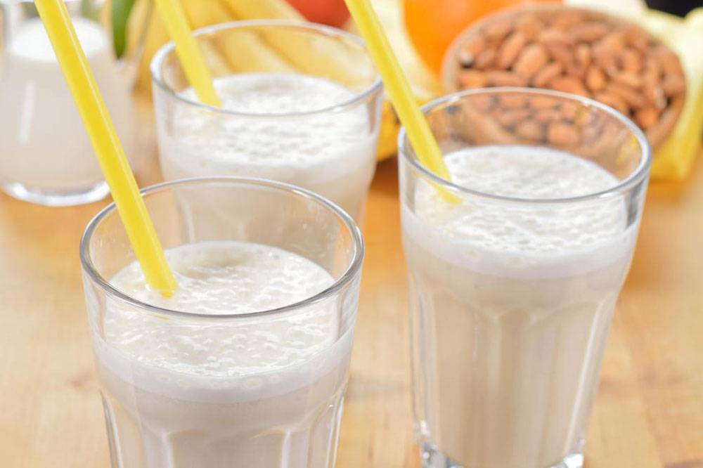 Nutritional Guidelines for Ovarian Cancer Patients: Foods to Embrace and Avoid