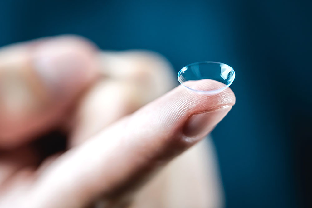 What You Need to Know About Bifocal and Multifocal Contact Lenses