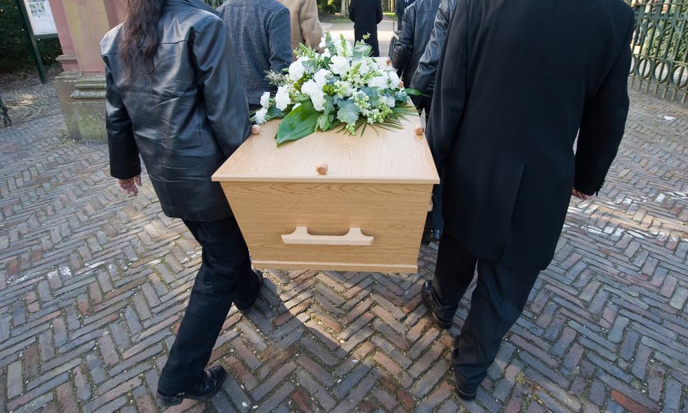 Choosing the Perfect Casket for Funeral Services