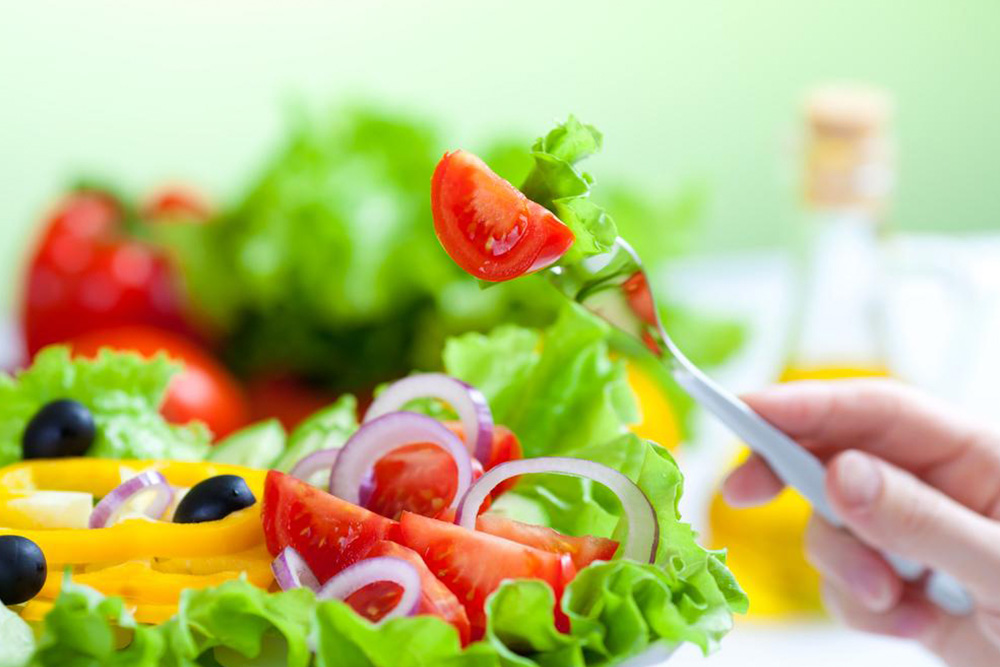 Comprehensive Nutritional Strategies to Alleviate Rheumatoid Arthritis Symptoms