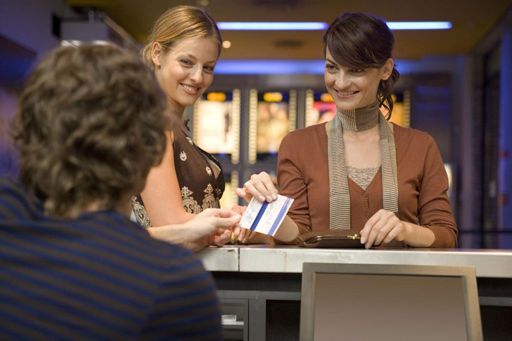 Affordable Ways for Young Adults to Access Broadway Tickets