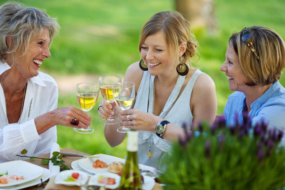 Stylish Evening Wear Ideas for Women Over 60: Embrace Elegance and Confidence