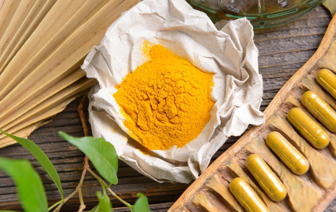 Ultimate Guide to Turmeric Supplements: Benefits and Precautions