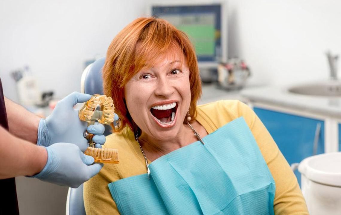 Comprehensive Guide to Dental Implant Procedures for Seniors: Key Factors to Ensure Success