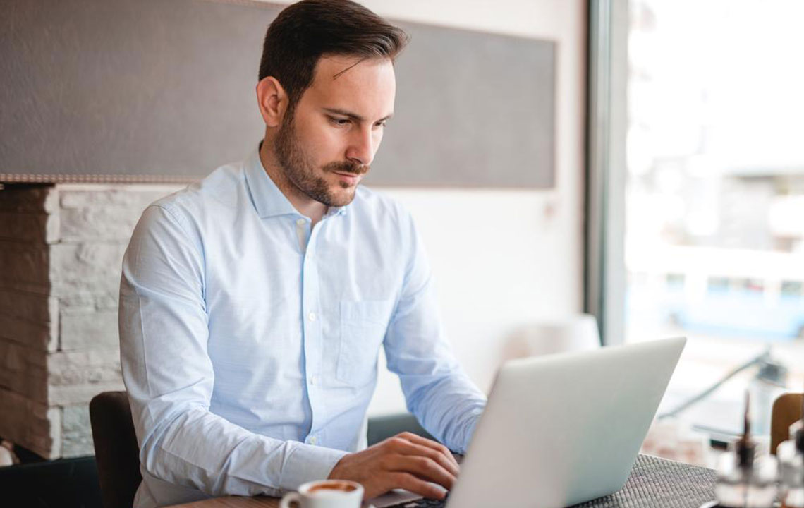 Comprehensive Guide to Choosing an Affordable Laptop for Students: Tips and Strategies