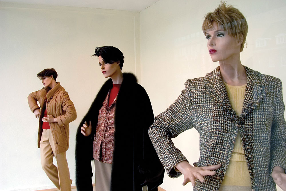 Affordable Tips for Selecting the Perfect Mannequin