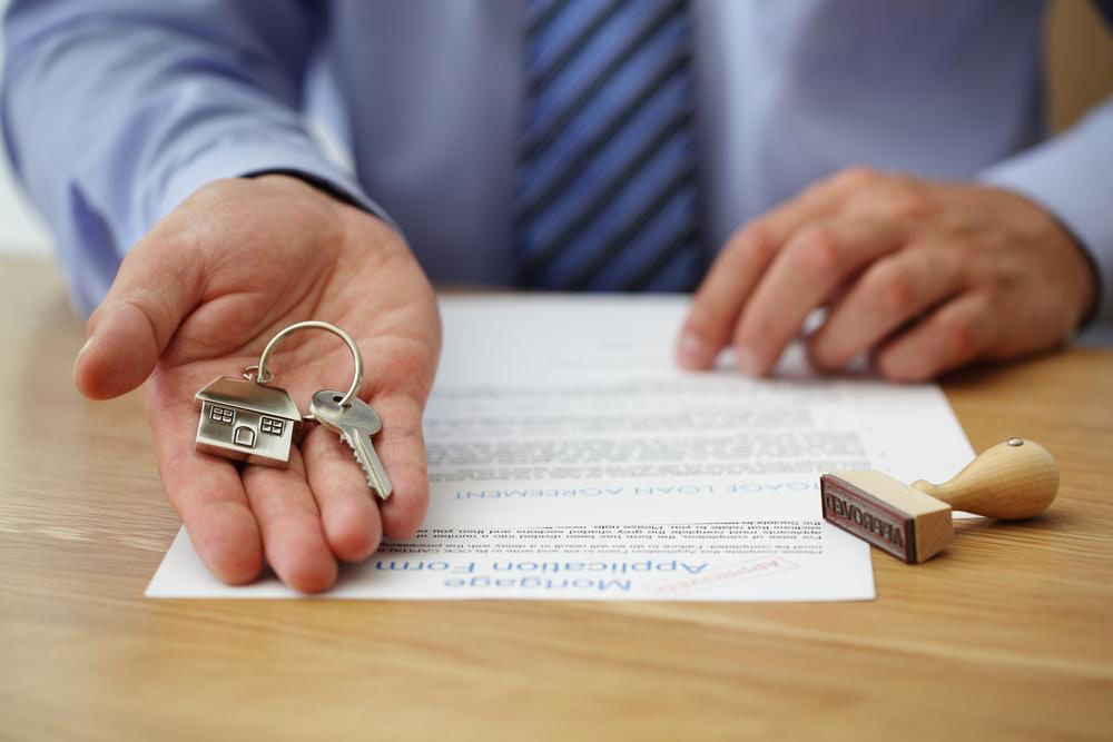 Advantages and Disadvantages of Mortgage Financing