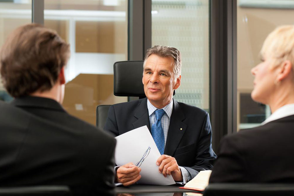Key Factors When Choosing a Bankruptcy Attorney