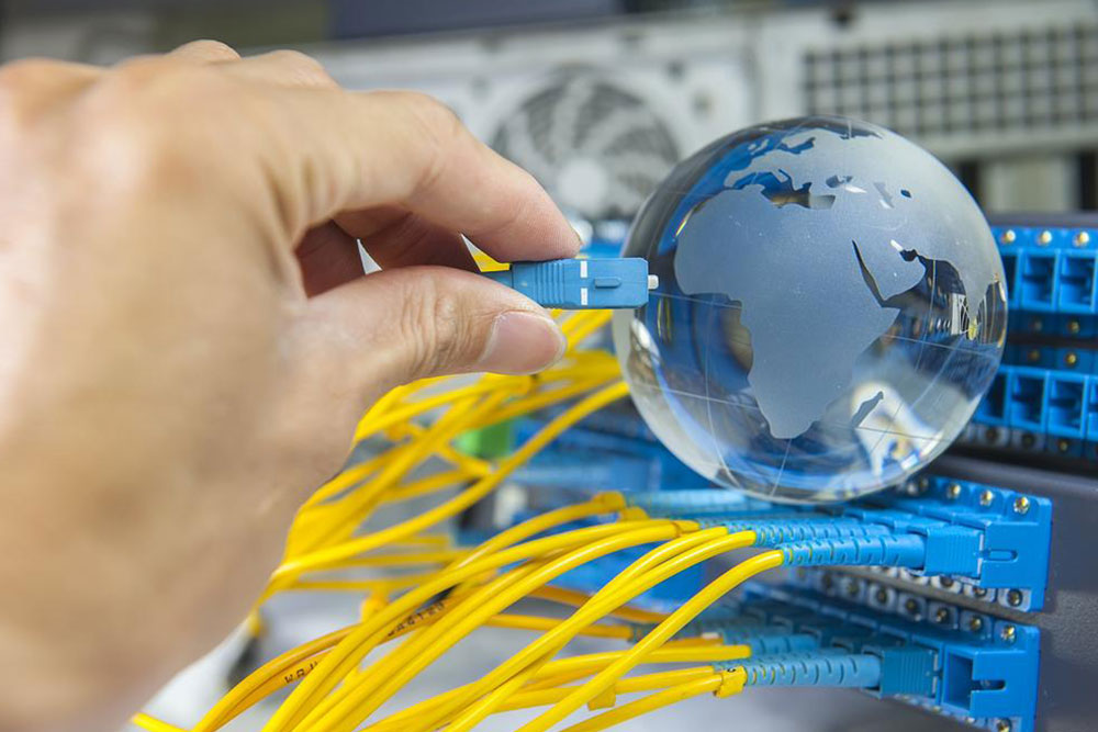 Understanding How Satellite Internet Connects You to the World