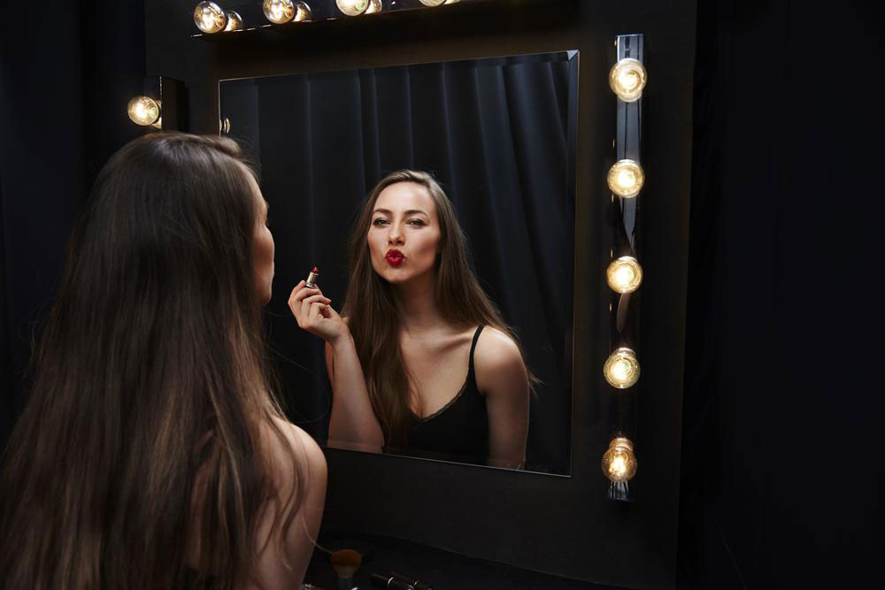 Choosing the Ideal Vanity Lighting for Your Bathroom