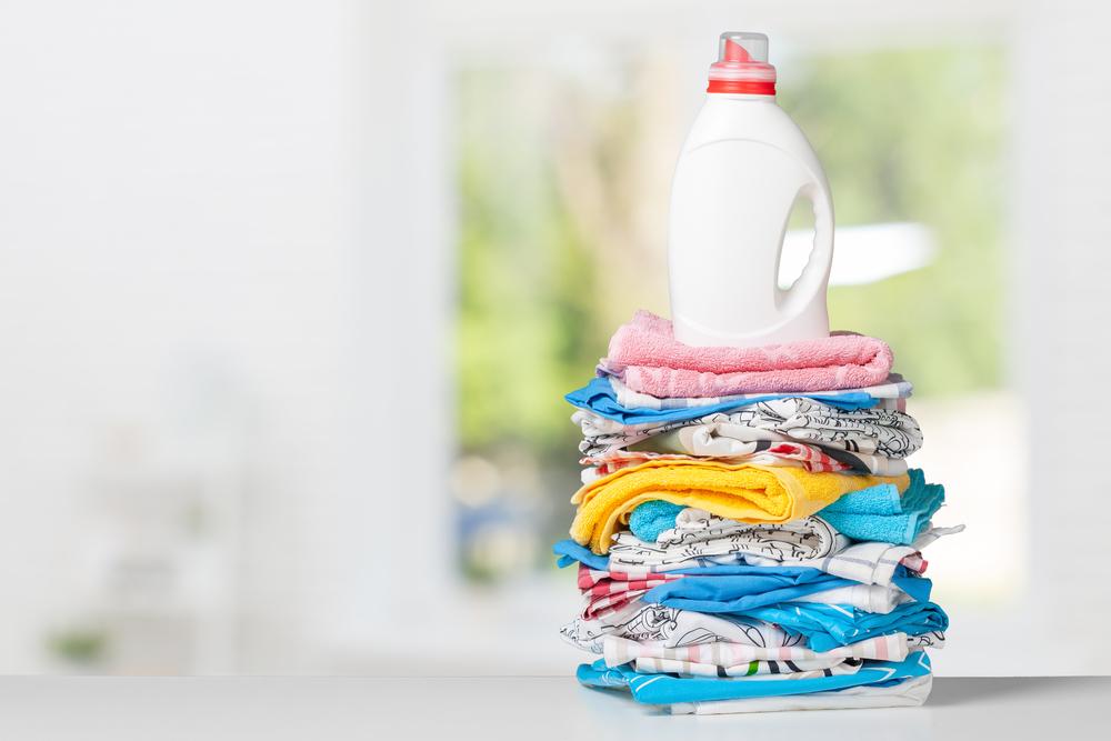 Top 4 Liquid Laundry Detergents for Clothes Care