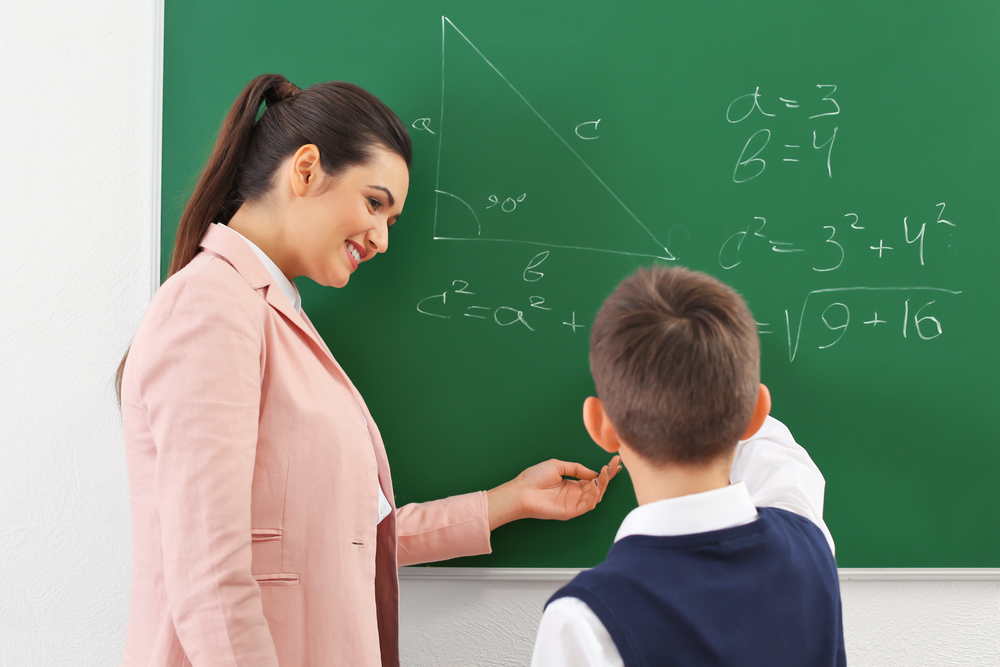 Top 5 Criteria for Choosing Effective Online Math Tutors