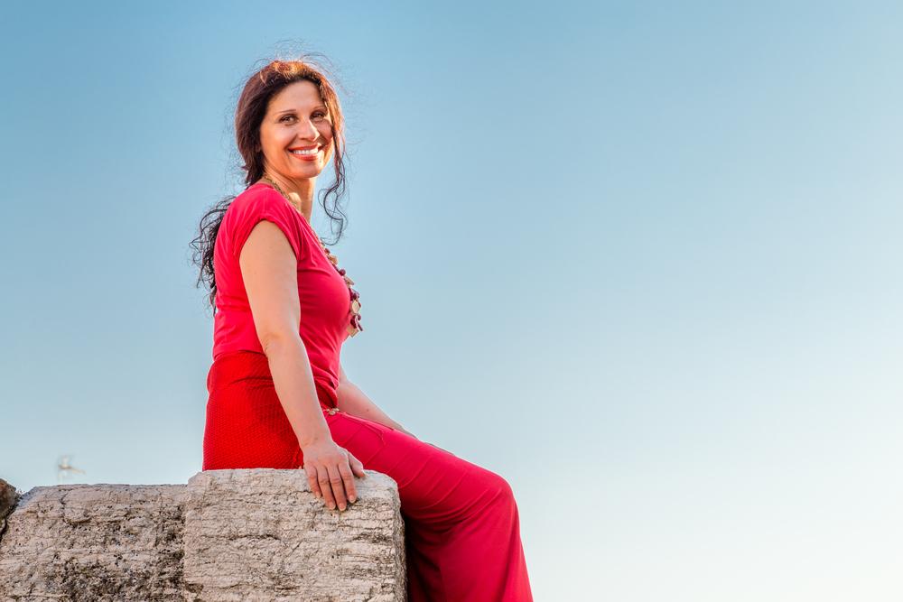 Elegant Evening Wear Ideas for Women in Their 60s to Shine Bright