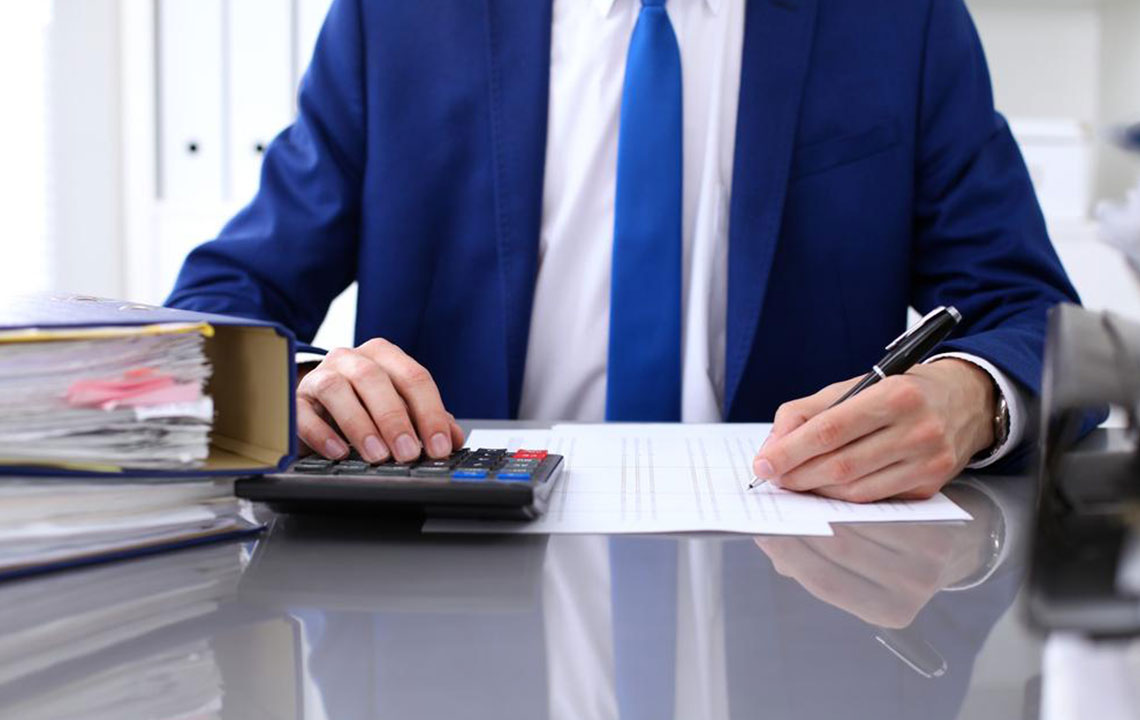 Essential Tips for Monitoring Your Bank Account Balance