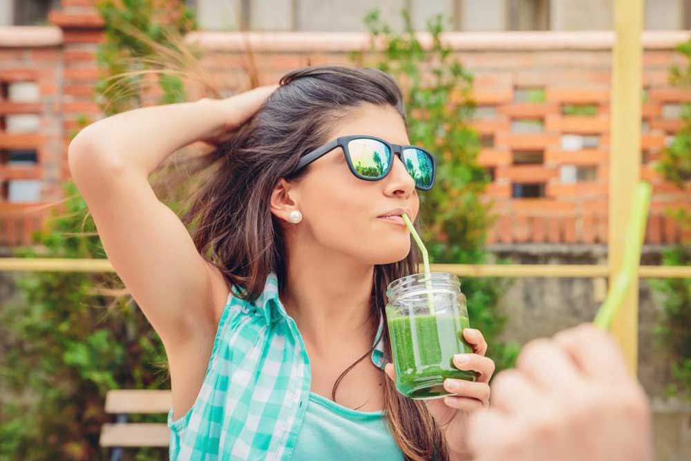 Top 4 Nutritious Smoothie Recipes for Effective Weight Management