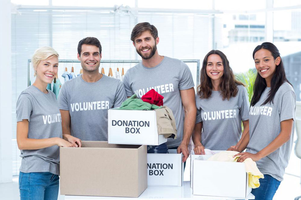 The Impact of Giving Back: How Philanthropy Shapes Your Life
