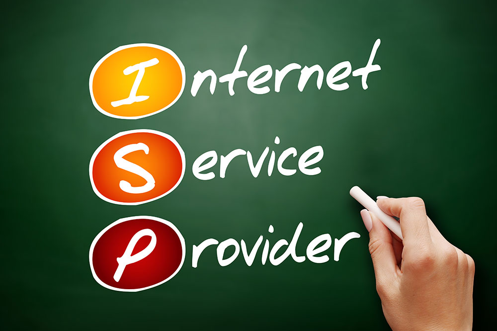 Key Considerations for Selecting the Right Internet Provider