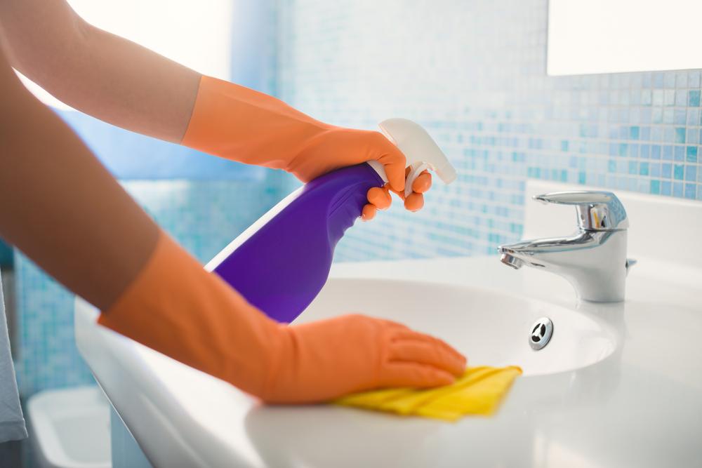 Top 5 Bathroom Cleaning Products for a Spotless Space